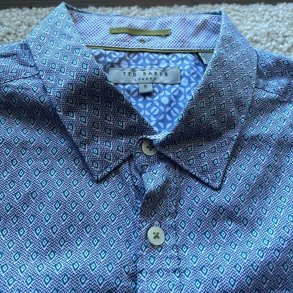 Ted Baker short sleeve button down shirt size 5 - Picture 3 of 4